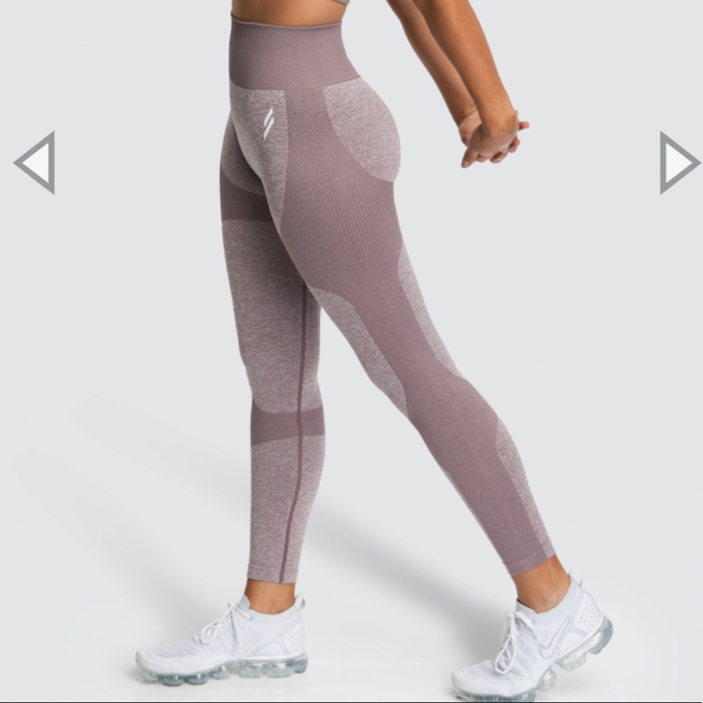 DoYouEven Seamless Leggings - Taupe - size Medium